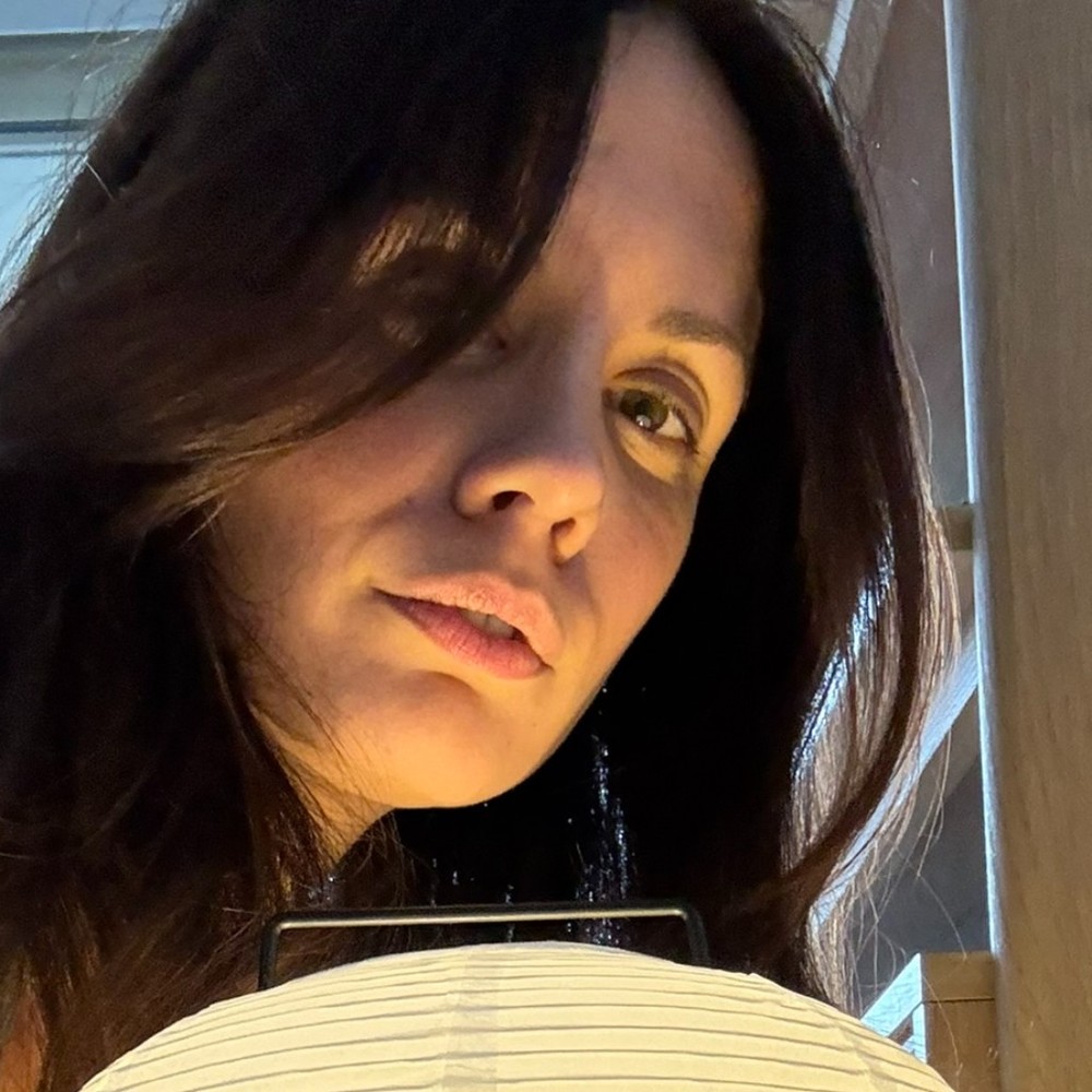 Meet your Posher, Agathi